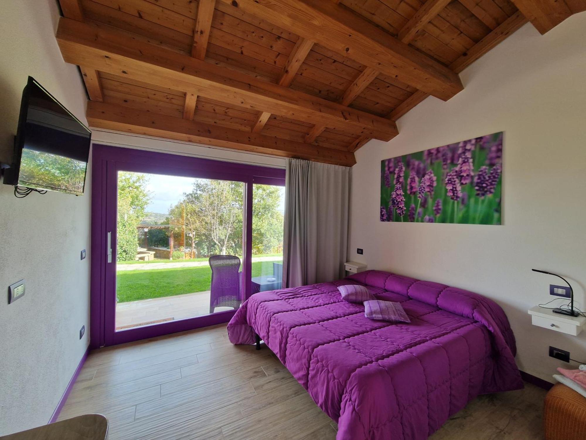 Limbara Dreaming Hotel Tempio Pausania Ngoại thất bức ảnh