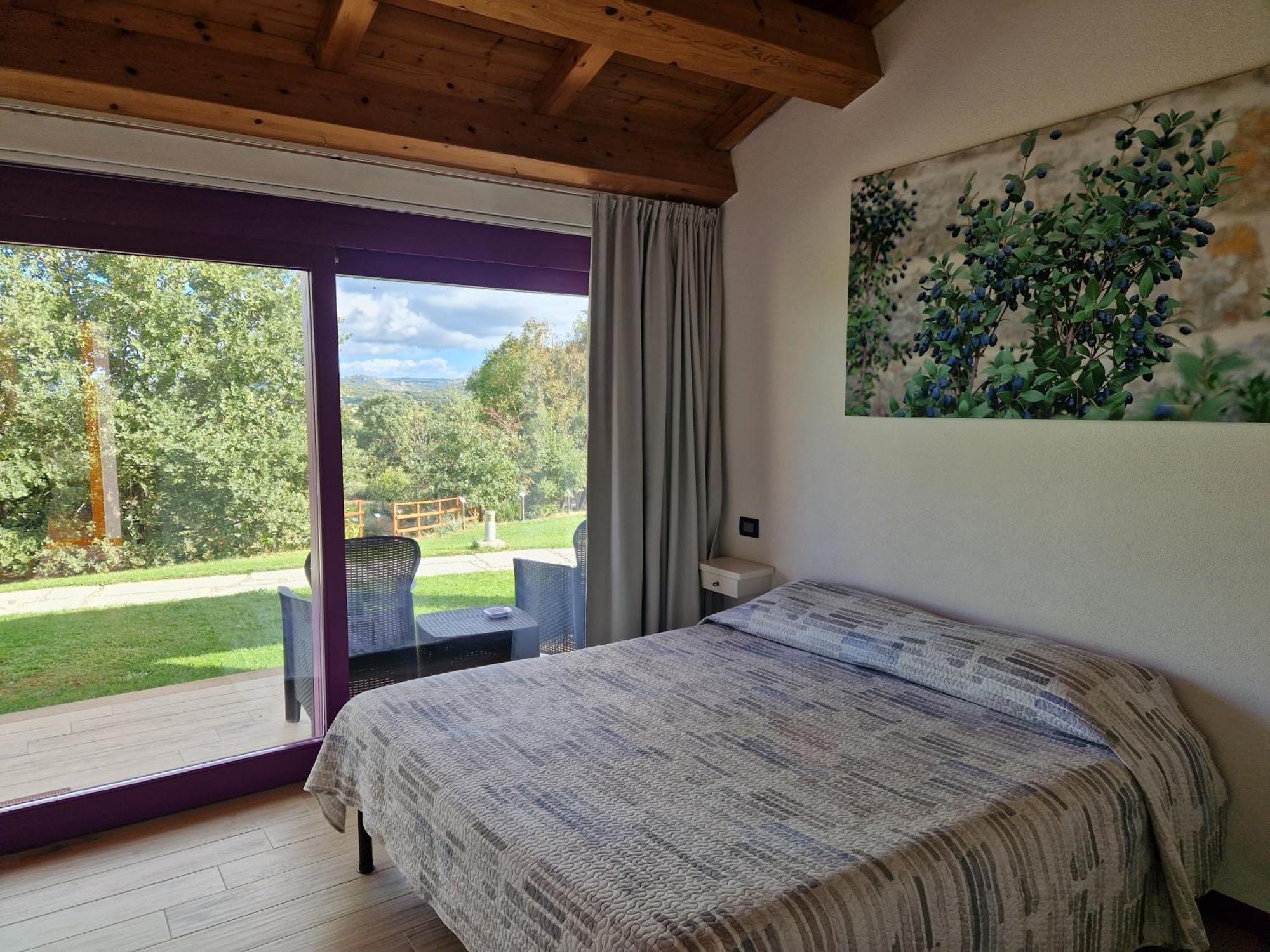 Limbara Dreaming Hotel Tempio Pausania Ngoại thất bức ảnh